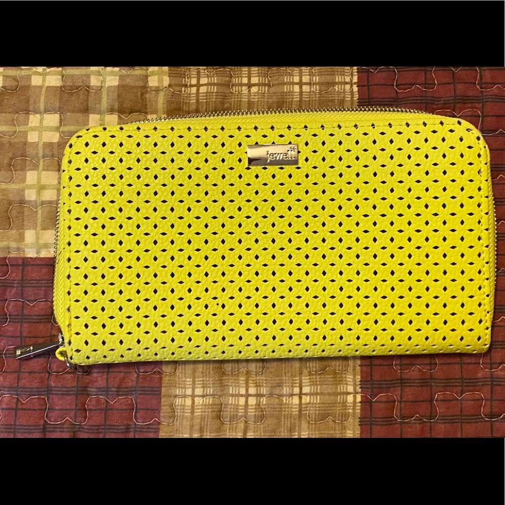 Thirty-One Wallet